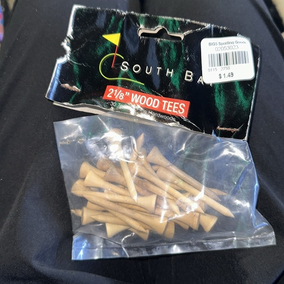 Titleist DT Solo 3 pack of golf balls and 2 1/8” wood tees South Bay bundle - Picture 8 of 9